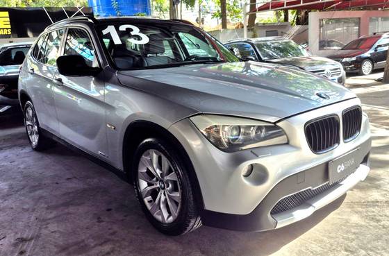 BMW X1 2.0 18I 4X2 24V GASOLINA 4P AUTOMÁTICO BMW X1 2.0 18I 4X2 24V GASOLINA 4P AUTOMÁTICO